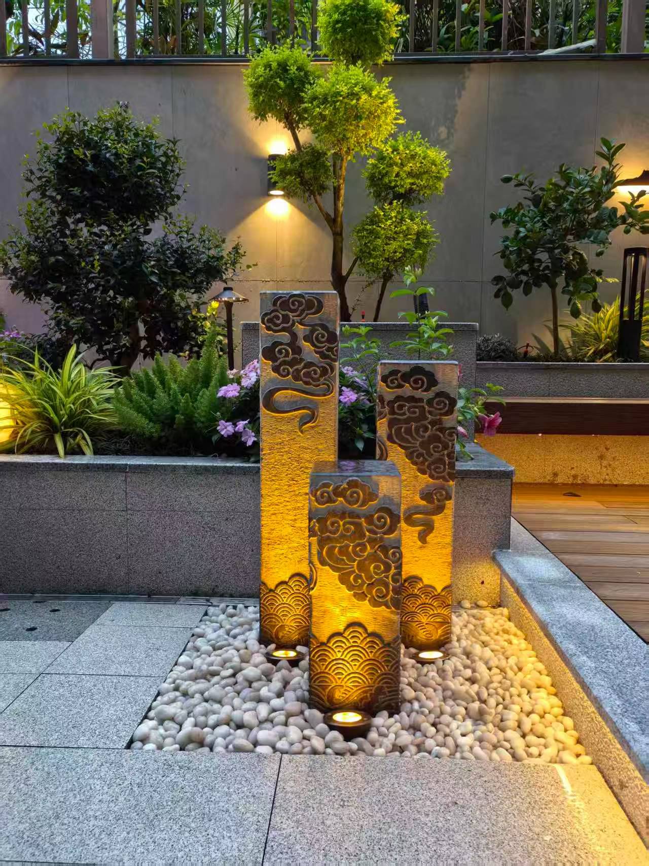 打造四季常青别墅花园：植物选配与养护全攻略